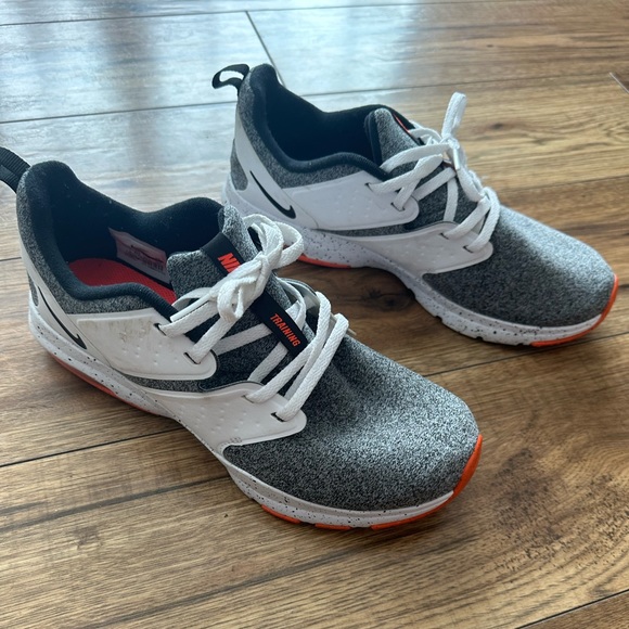 Nike runners - Picture 2 of 5